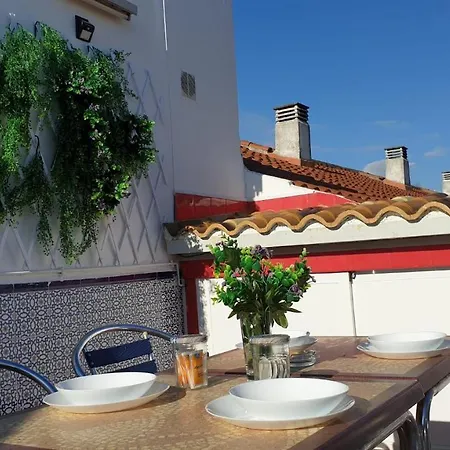 Atico Con Terraza Cerca De La Mezquita-catedral Apartmán *